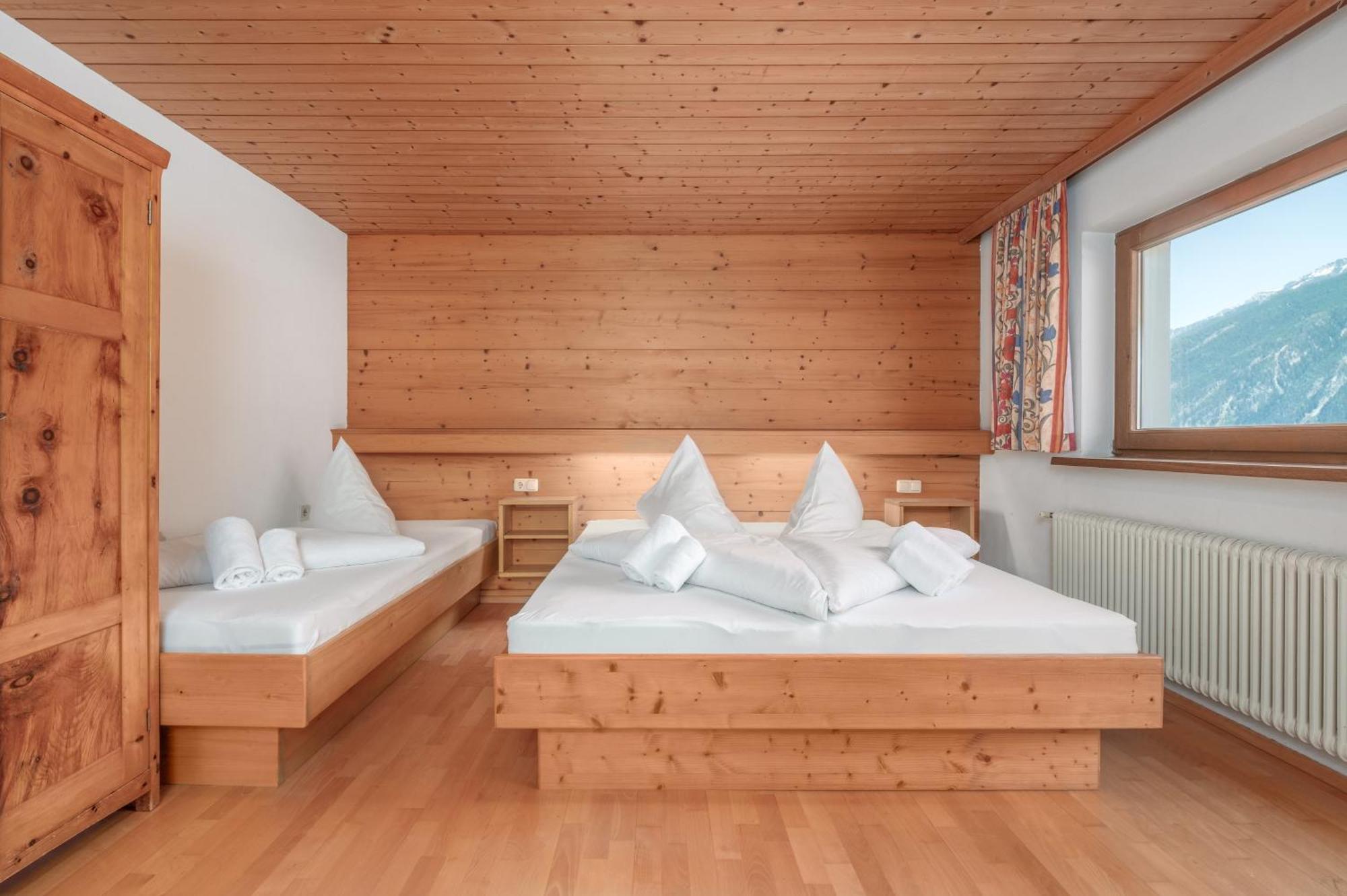 Apartamento Haus Tuxerklamm Mayrhofen Exterior foto