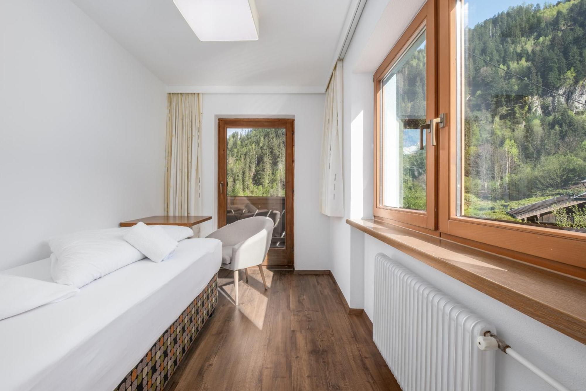 Apartamento Haus Tuxerklamm Mayrhofen Exterior foto